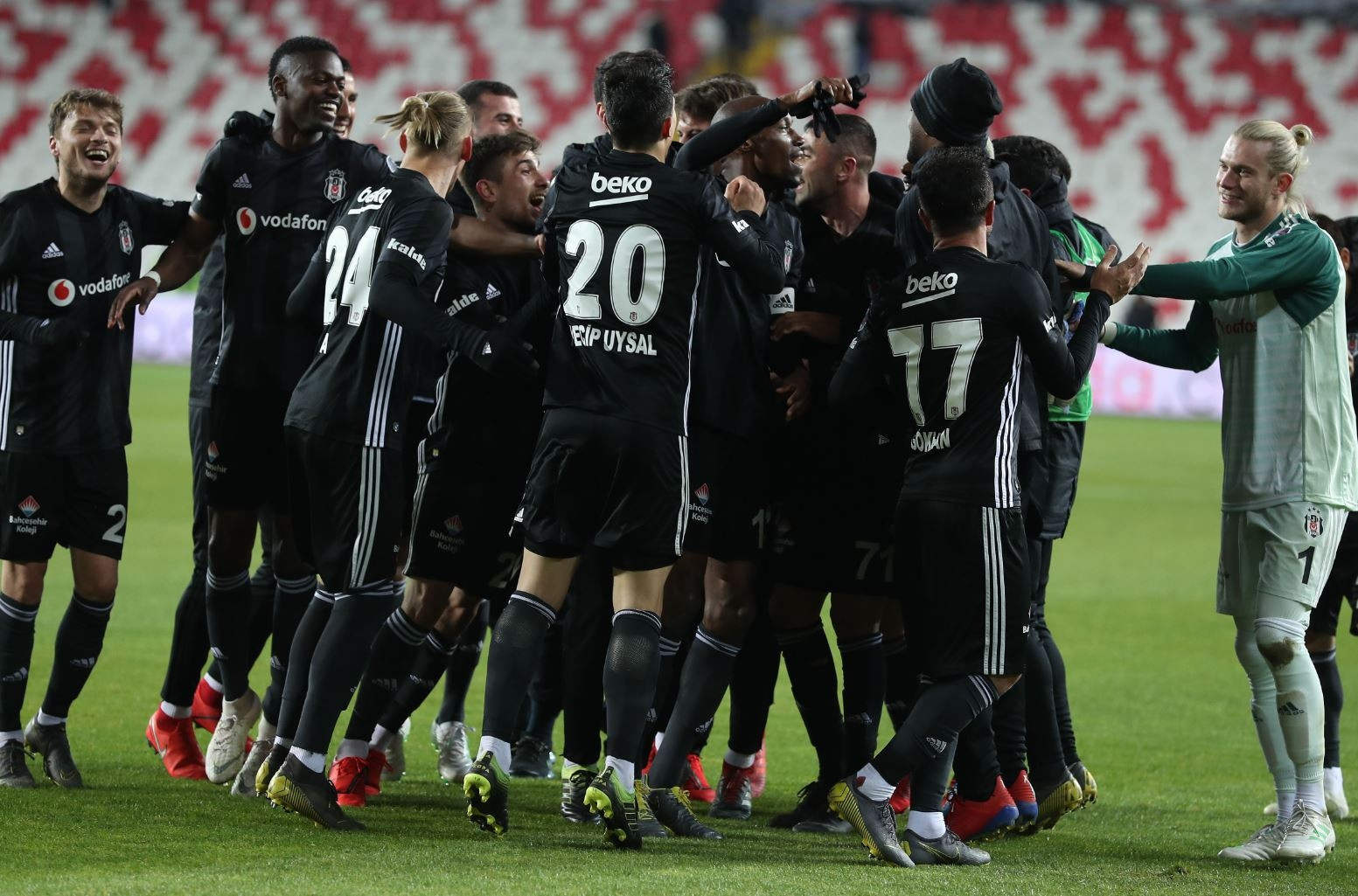 Frikik golü ortalığı salladı Ronaldo...