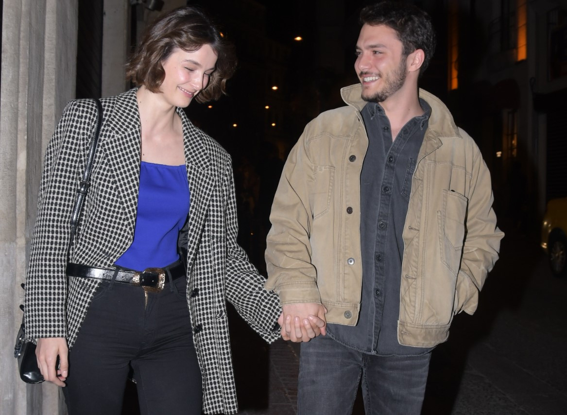 Büşra Develinin yeni aşkı