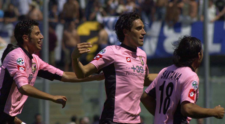 İtalya efsanesi Palermo küme düşürüldü