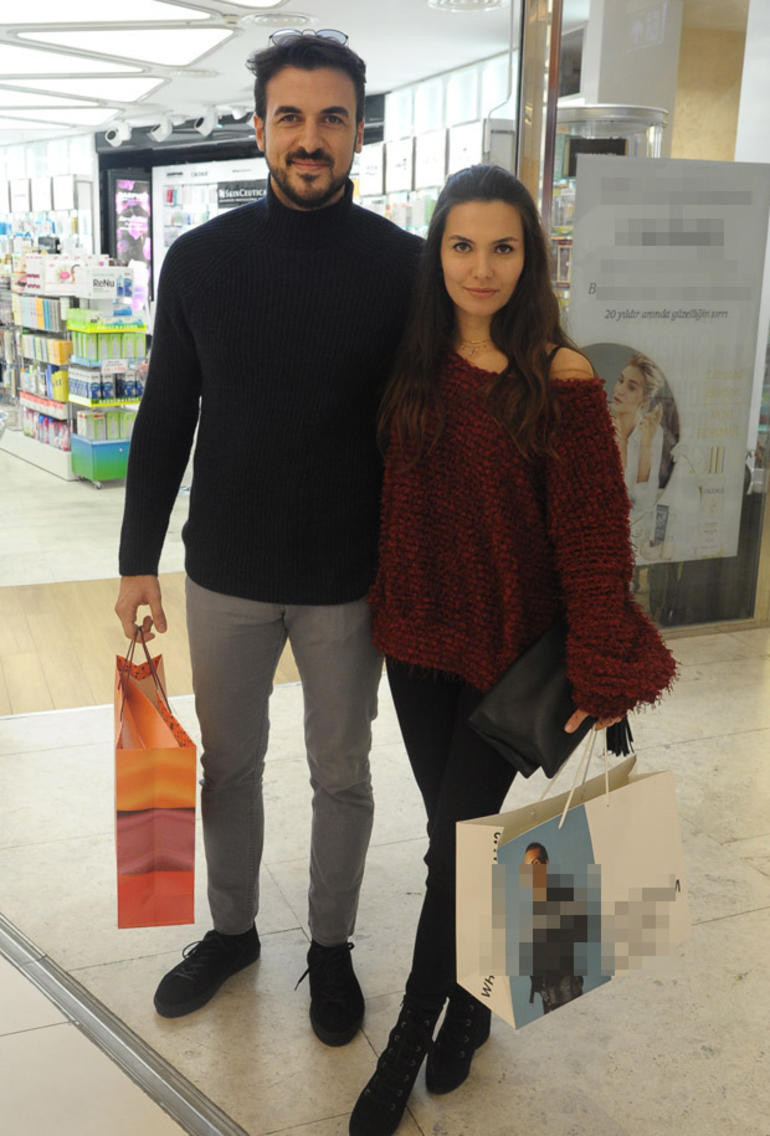 Üç ay sonra evleneceklerdi Sürpriz ayrılık... Üç ay sonra evleneceklerdi Sürpriz ayrılık...