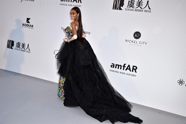 Gala gecesinde şıklık yarışı