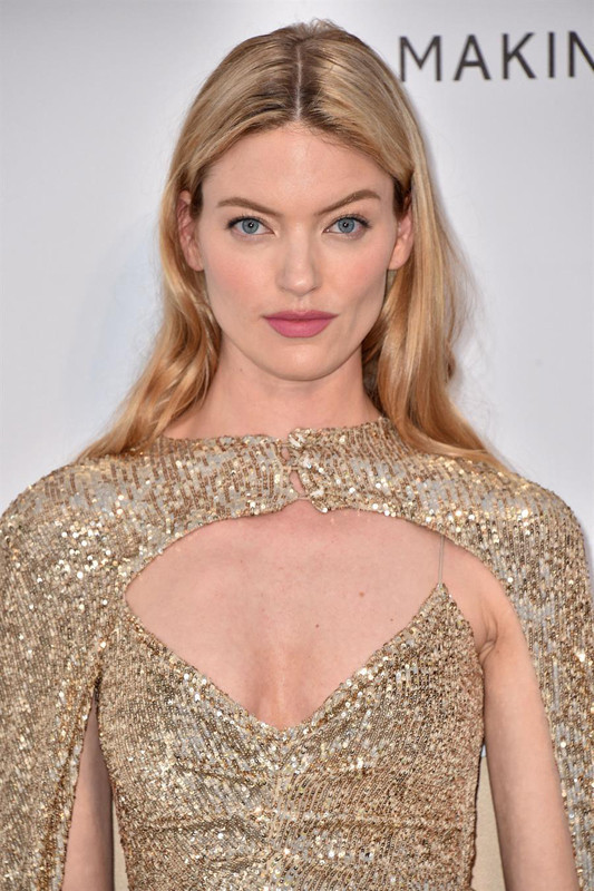 Gala gecesinde şıklık yarışı