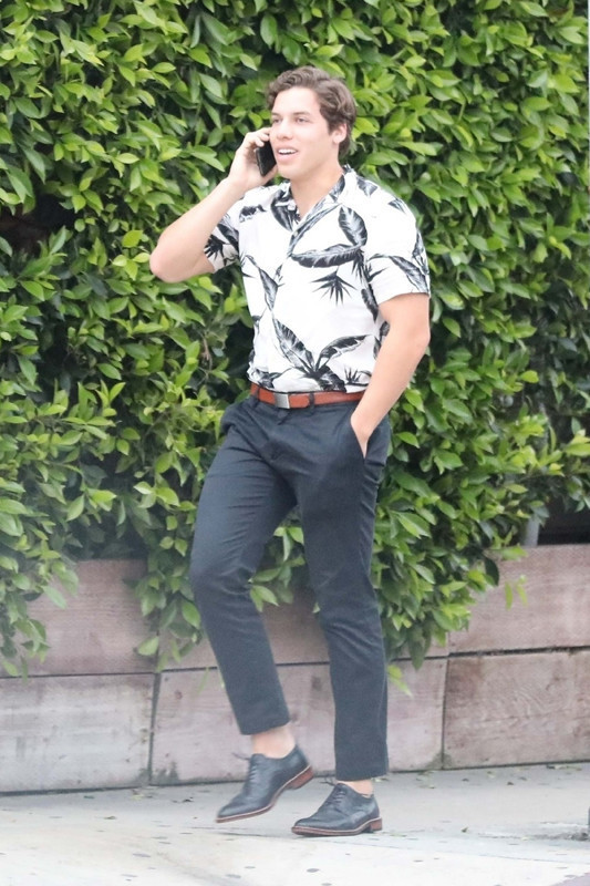 Evet, o benim tek gecelik yasak ilişkiden doğan oğlum: Babasının kopyası