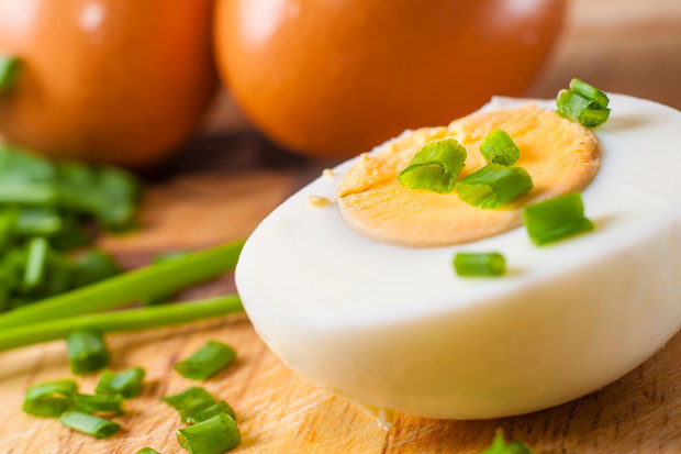 Hangi yumurta daha sağlıklı Kahverengi mi, beyaz mı