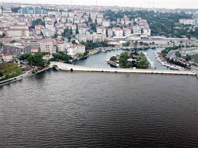 Küçükçekmece Gölünde tedirgin eden balık ölümleri