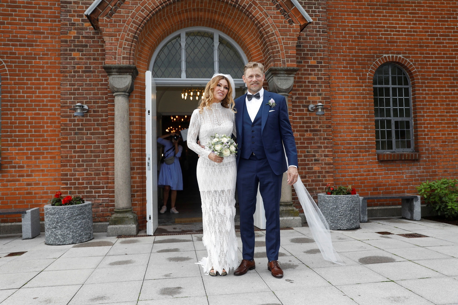 Peter Schmeichel, eski Playboy güzeli ile evlendi