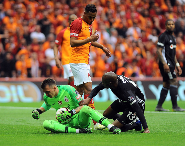 Fernando Muslera: Geri dönmek istiyorum