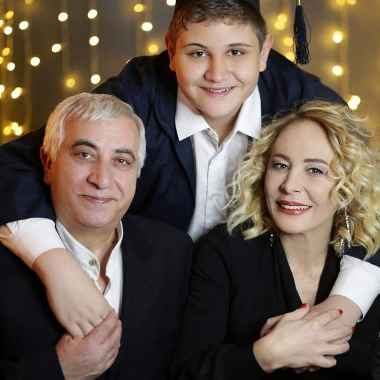 Bu küçük çocuk üniversite sınavını Türkiye ikincisi olarak kazandı, doktor oldu