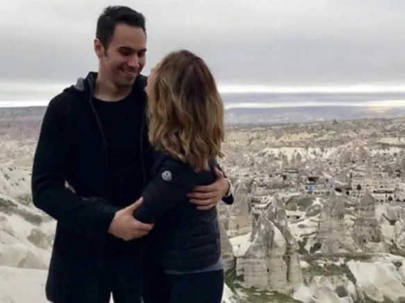 Tarih belli oldu... Demet Şener ile Cenk Küpeli evleniyor Tarih belli oldu... Demet Şener ile Cenk Küpeli evleniyor