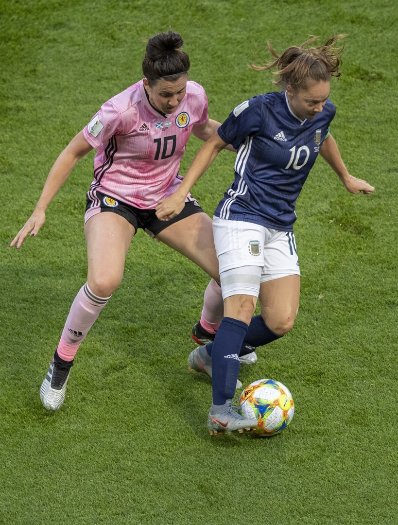 VAR bu sefer kadınları yaktı Büyük üzüntü...