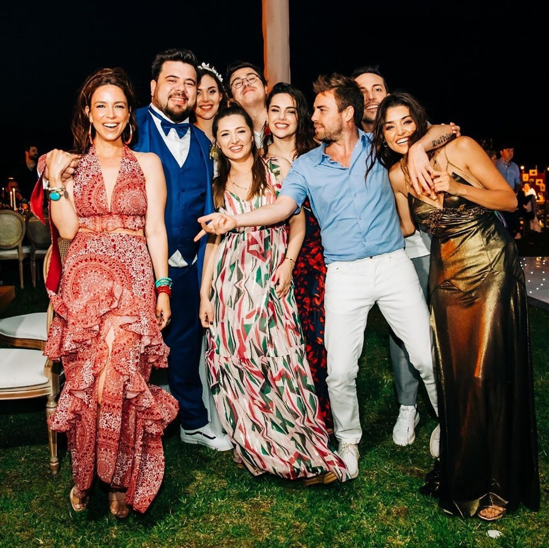O fotoğraflar dostluğu bitirdi