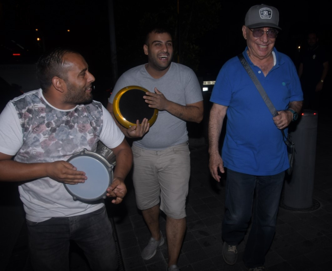 Patırtı sevmiyorum