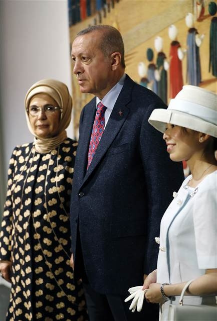 Cumhurbaşkanı Erdoğandan sergi ziyareti