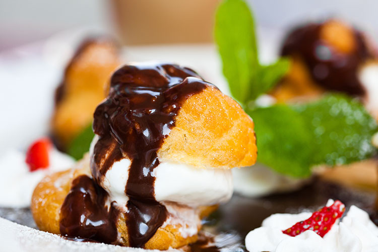 Dondurmalı profiterol tarifi