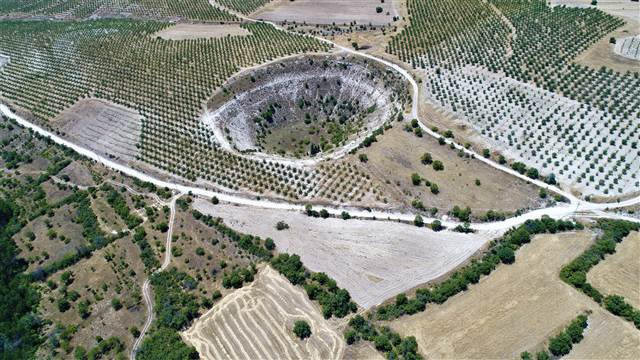 Elazığda gizemini koruyan Kup çukuru