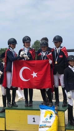 At Terbiyesi Balkan Şampiyonasında Türkiye Yıldız Milli Takımı şampiyon oldu