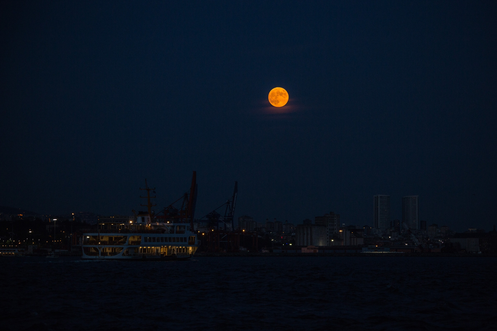 Parçalı Ay Tutulması böyle görüntülendi