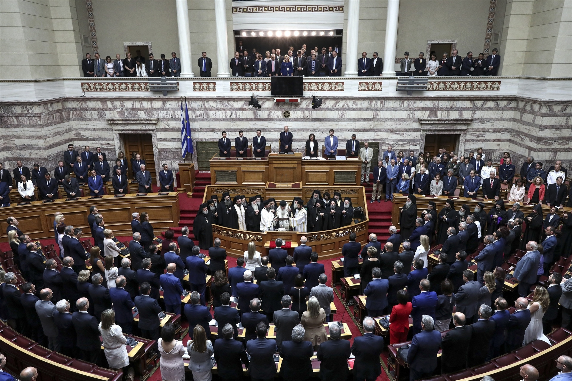 Yunan Meclisinde yemin töreni