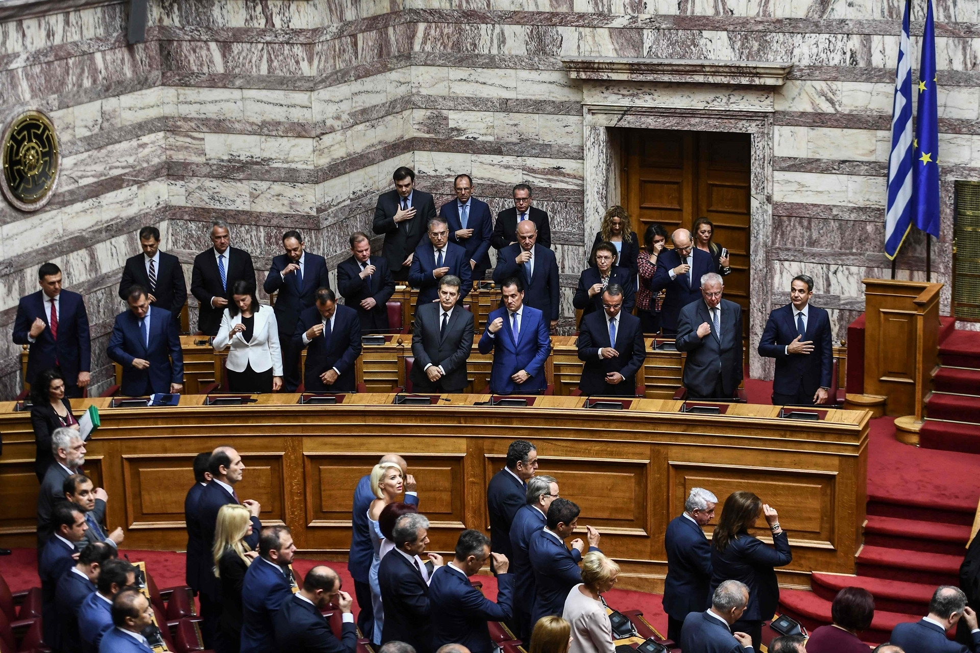 Yunan Meclisinde yemin töreni