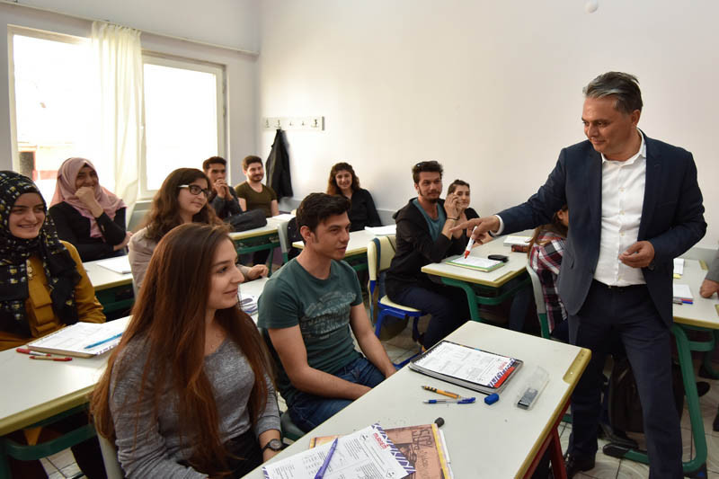 Türkiyede öğrencilerin en sevdiği şehirler belli oldu İlk 3 şaşırttı