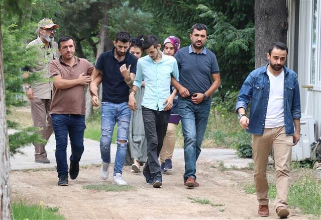 Alüminyum folyo ve sütyen düzenekli hırsızlık