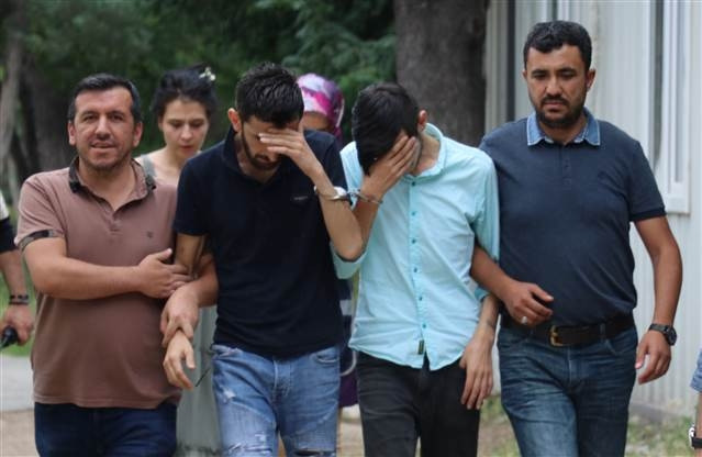 Alüminyum folyo ve sütyen düzenekli hırsızlık