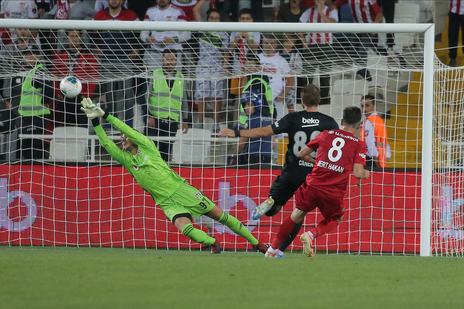 Sivasspor - Beşiktaş maçından görüntüler