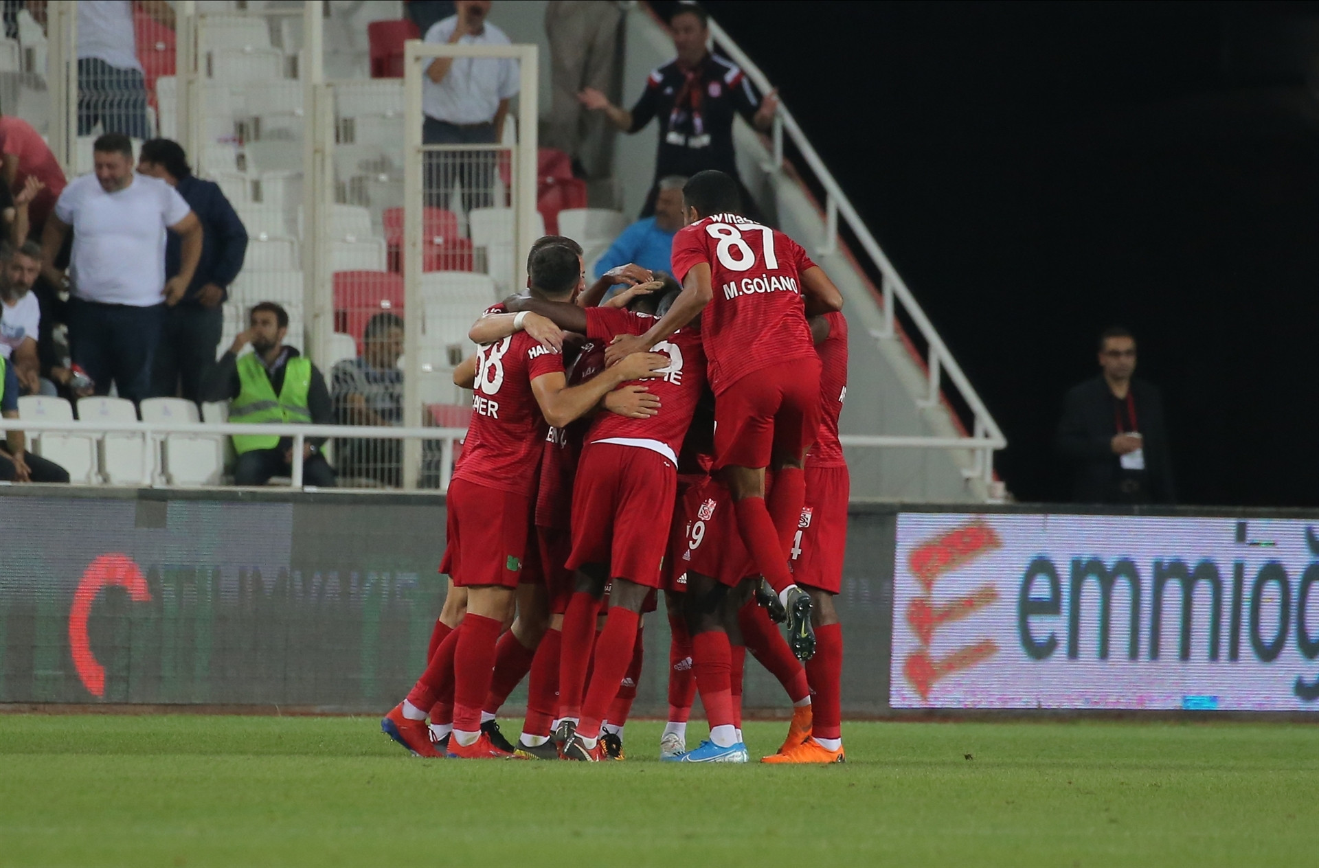 Sivasspor - Beşiktaş maçından görüntüler