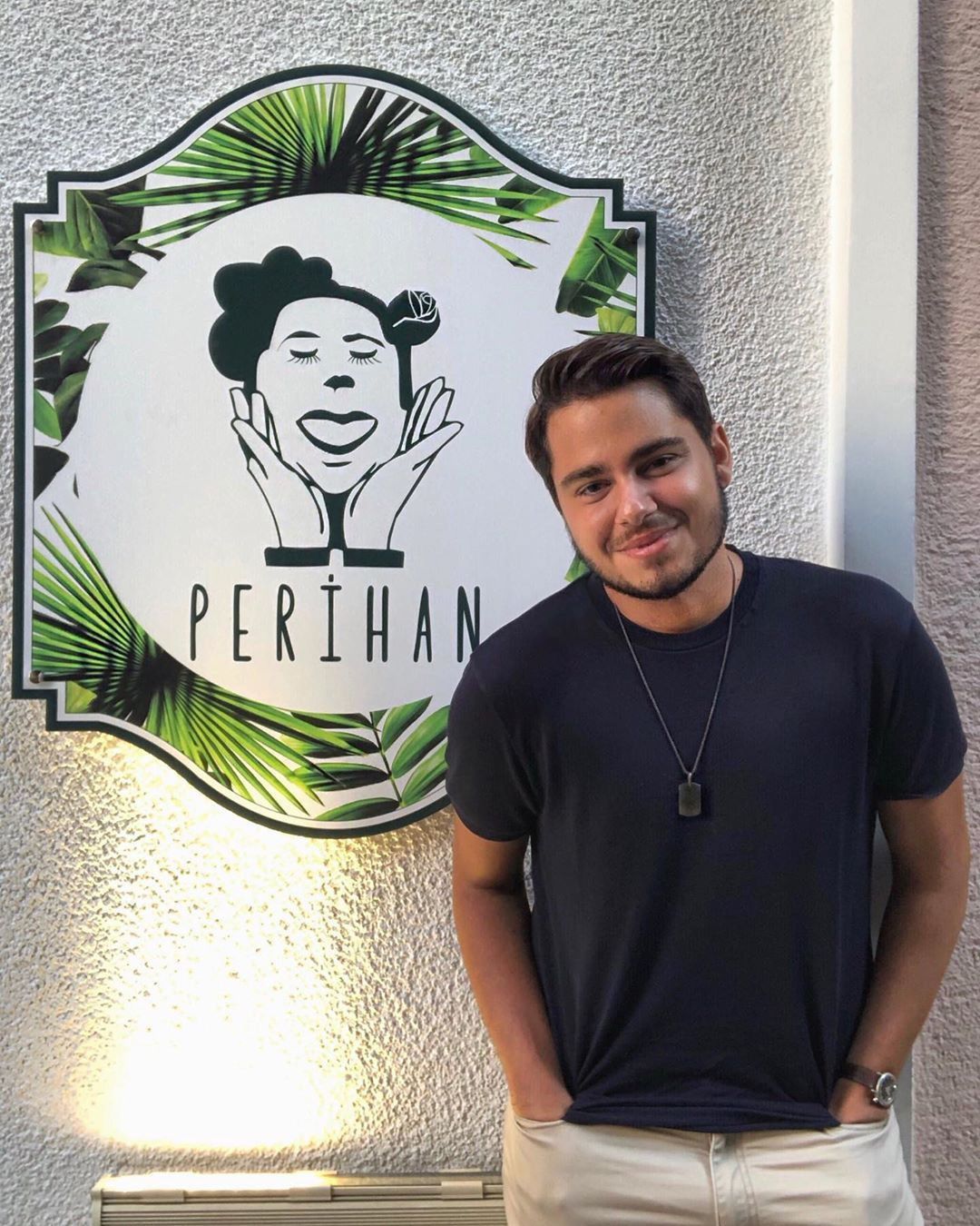 Annesini gururlandırdı Perihan Savaş’a oğlundan jest Annesini gururlandırdı Perihan Savaş’a oğlundan jest