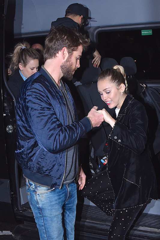 Herkese dil çıkarıyor olabilirim ama kocamı aldatmadım Herkese dil çıkarıyor olabilirim ama kocamı aldatmadım