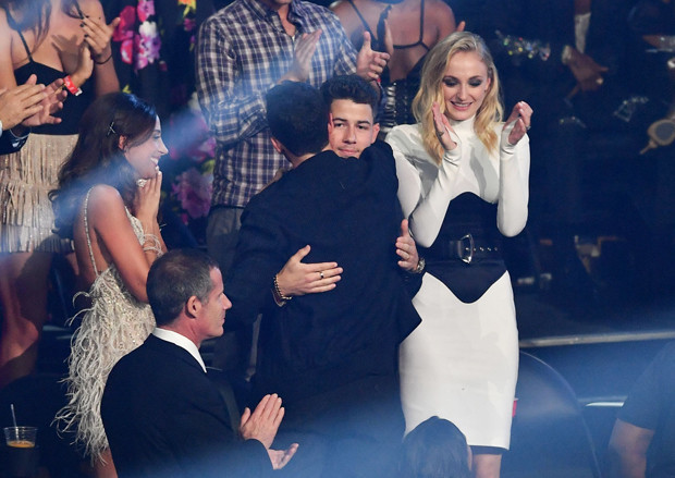 Sonucu duyunca herkes karısına sarıldı, o öylece kaldı: Öpecek kimsem yok