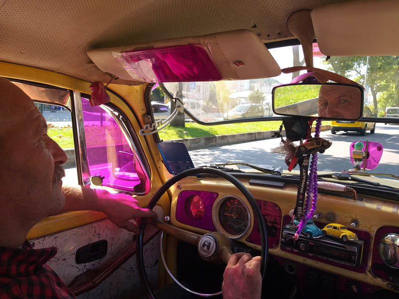 Hepsine çocuğu gibi bakıyor Son halleri inanılmaz... Hepsine çocuğu gibi bakıyor Son halleri inanılmaz...