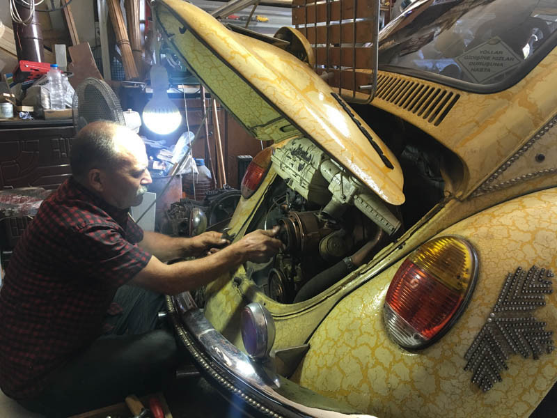 Hepsine çocuğu gibi bakıyor Son halleri inanılmaz... Hepsine çocuğu gibi bakıyor Son halleri inanılmaz...