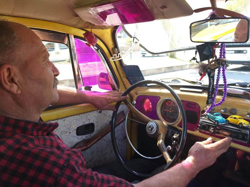 Hepsine çocuğu gibi bakıyor Son halleri inanılmaz... Hepsine çocuğu gibi bakıyor Son halleri inanılmaz...