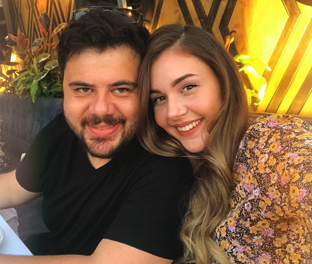 Eser Yenenlere eşinden veto