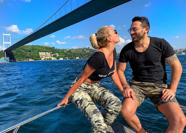 Ahmet Dursun hayatının imzasını attı Asena Demirbağ ile evlendi...