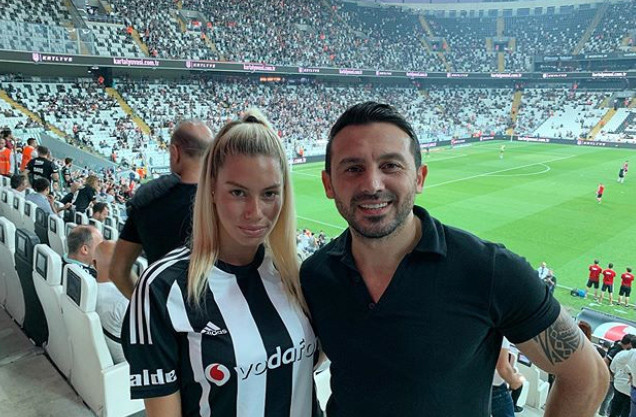 Ahmet Dursun hayatının imzasını attı Asena Demirbağ ile evlendi...