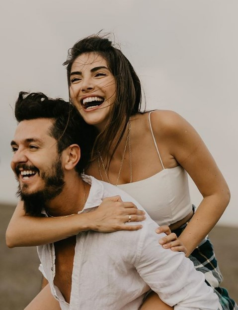 Deniz Baysal ile Barış Yurtçu bu akşam evleniyor Deniz Baysal ile Barış Yurtçu bu akşam evleniyor