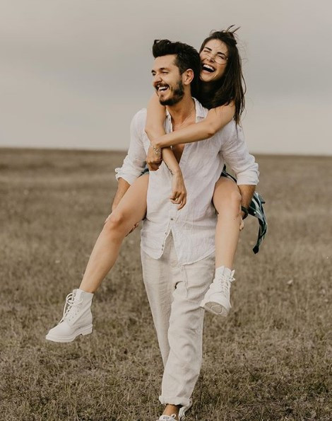 Deniz Baysal ile Barış Yurtçu bu akşam evleniyor Deniz Baysal ile Barış Yurtçu bu akşam evleniyor