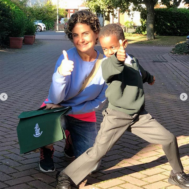 Azur Beyin okulda ilk günü: O da Londrada okuyor