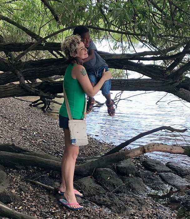 Azur Beyin okulda ilk günü: O da Londrada okuyor