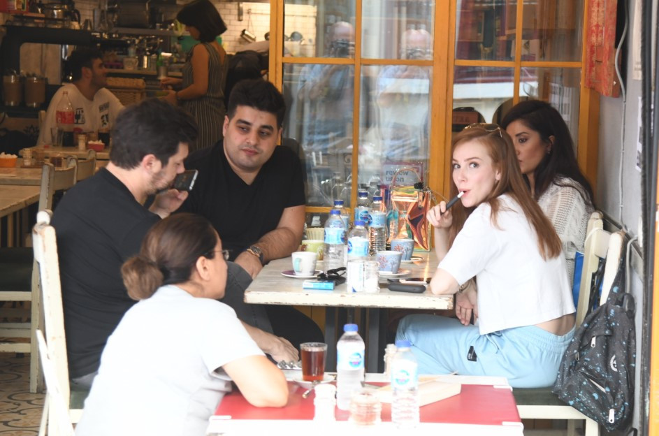 Elçin Sangunun kahvaltı keyfi