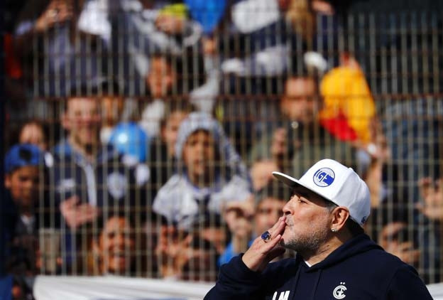 Diego Armando Maradona Arjantini salladı İşte o anlar...