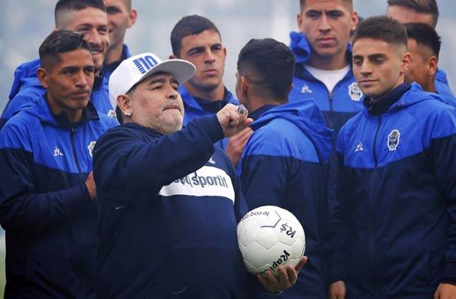 Diego Armando Maradona Arjantini salladı İşte o anlar...