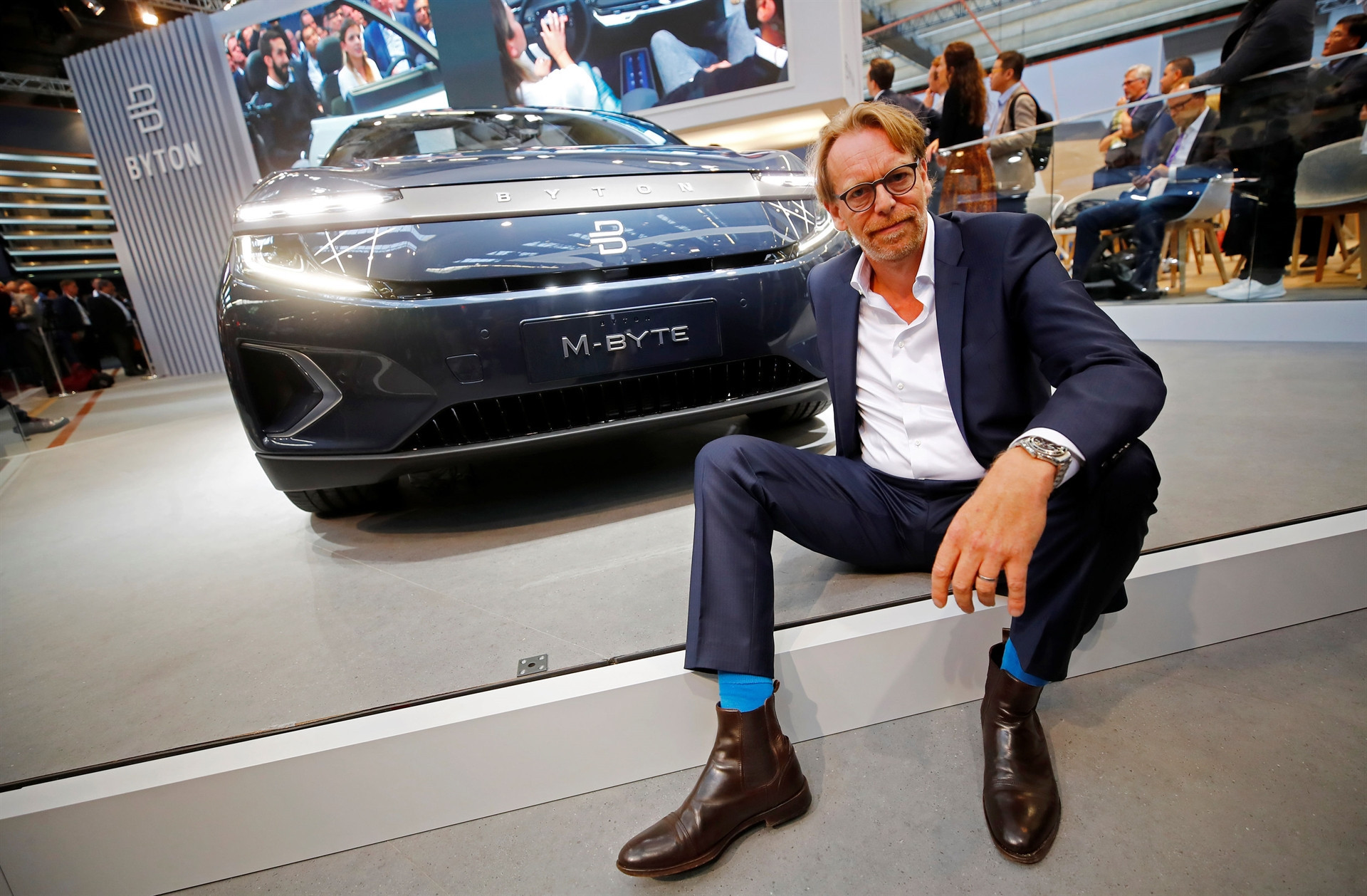 Dev fuara sayılı günler kaldı İşte yeni otomobillerin ilk görüntüleri