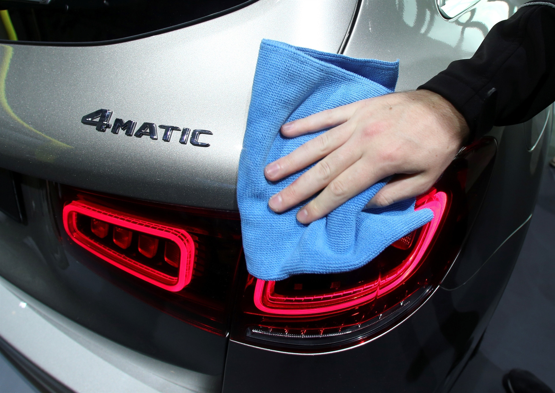 Dev fuara sayılı günler kaldı İşte yeni otomobillerin ilk görüntüleri