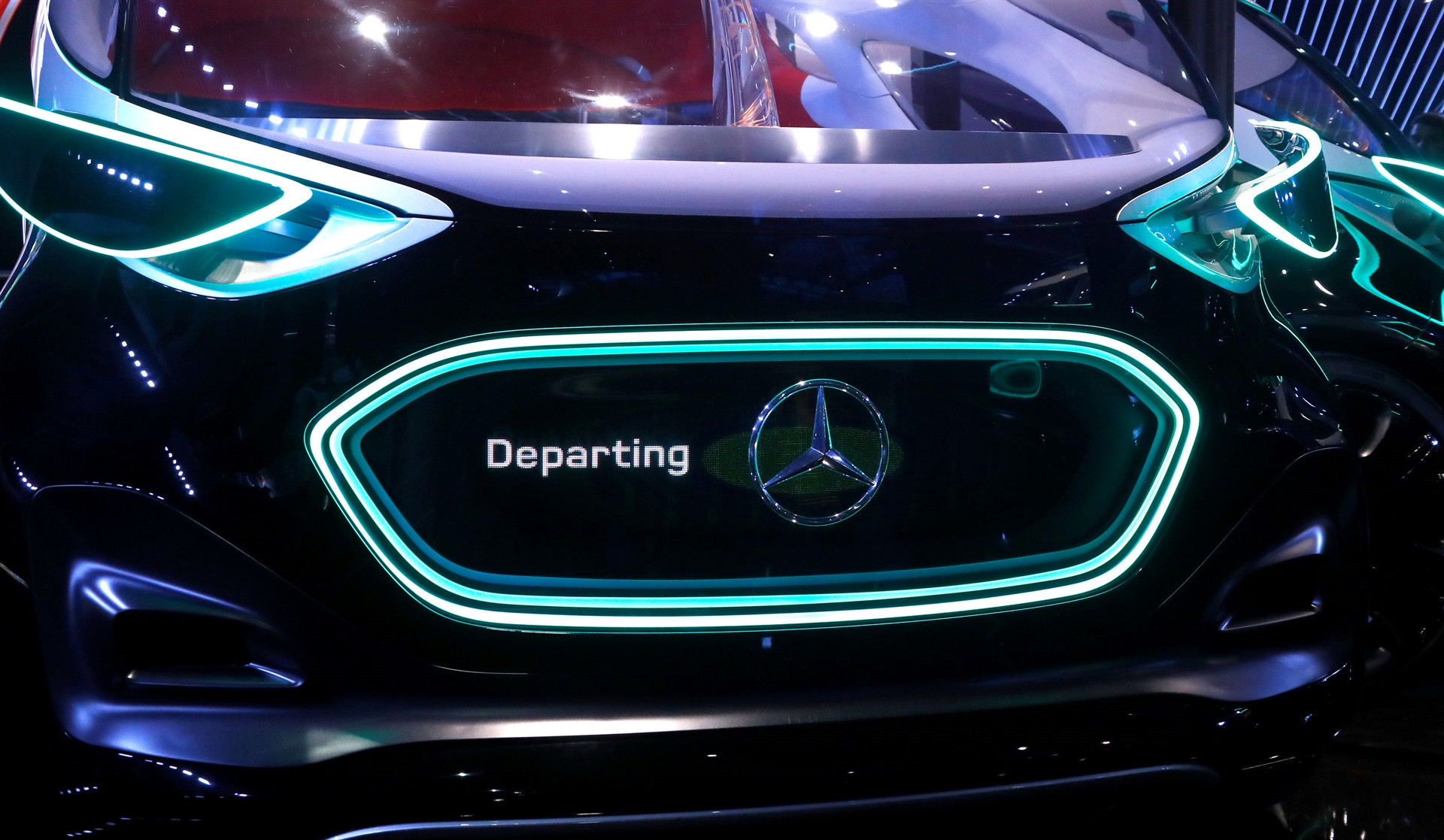 Dev fuara sayılı günler kaldı İşte yeni otomobillerin ilk görüntüleri