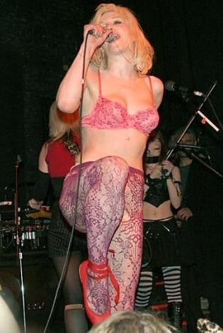 Dünyanın en kötü giyinen kadını