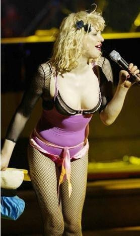 Dünyanın en kötü giyinen kadını