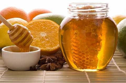 Cilt temizliği için ballı özel karışım Cilt temizliği için ballı özel karışım